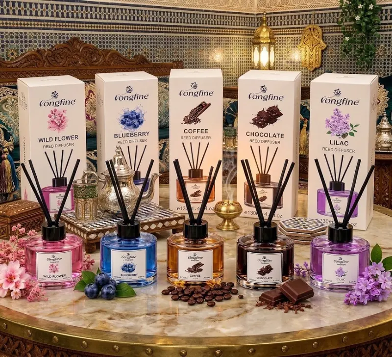 نفس الخمسة ديال المعطرات فصالون مغربي، مع ديكور ماشي داخل فالطلب